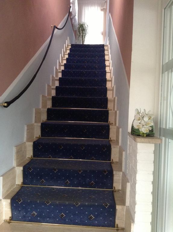 Pascucci Al Porticciolo Hotel Фьюмичино Экстерьер фото